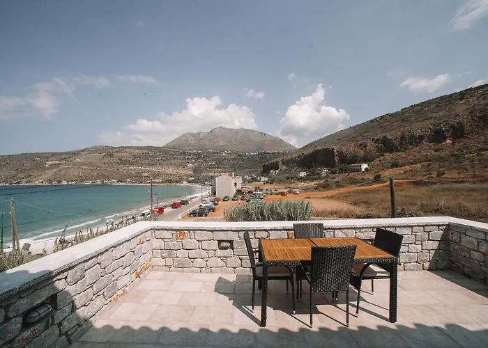 George Seafront Suites